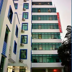 Corolla Hotel