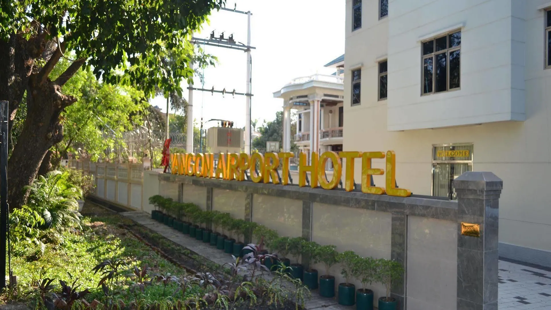 Yangon Airport Hotel